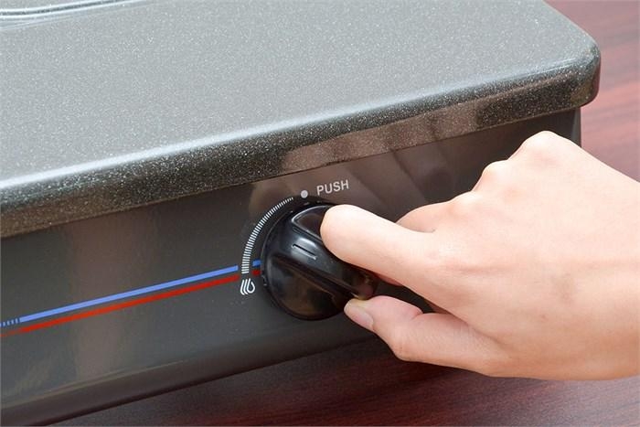 Quên tắt bếp ga, 1 ngôi nhà bị cháy